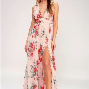 Lulu’s Maxi Floral Dress
